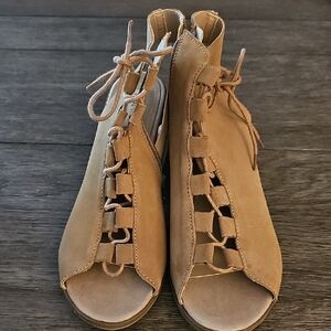 Steve Madden Tan Lace-Up High Ankle Sandals